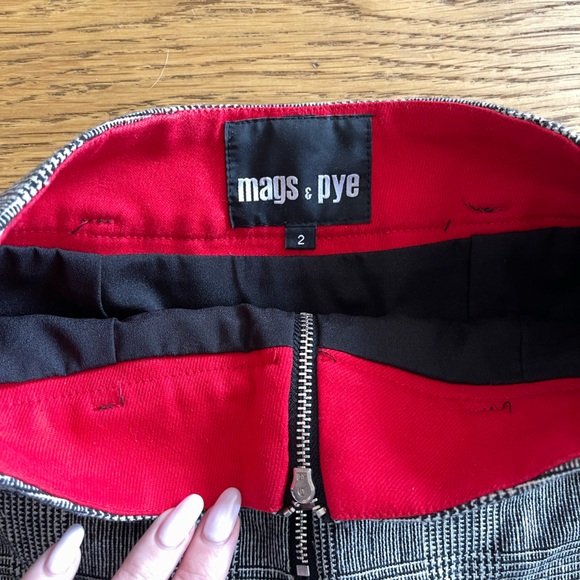 Mag & Pye Plaid Skirt Sz 2 - Picture 4 of 5